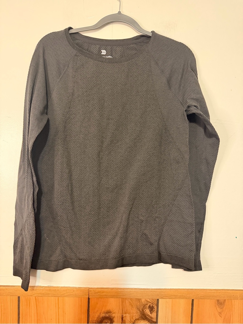 all in motion Women's Charcoal Gray Long Sleeve Sweatshirt